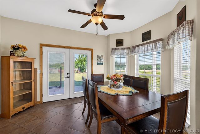 21347 S 397 East Avenue, Porter, OK 74454