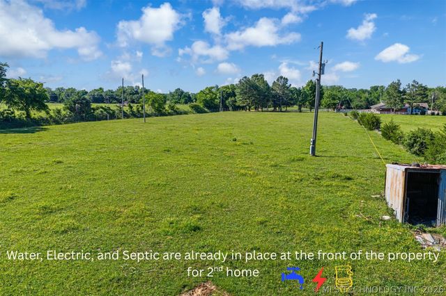 21347 S 397 East Avenue, Porter, OK 74454