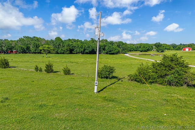 21347 S 397 East Avenue, Porter, OK 74454