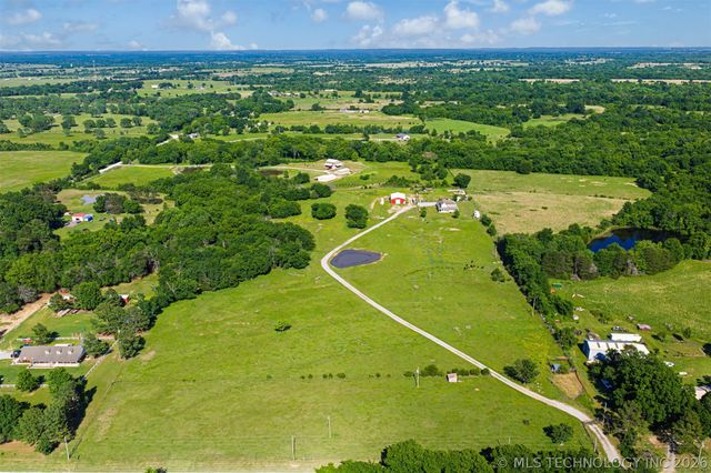 21347 S 397 East Avenue, Porter, OK 74454