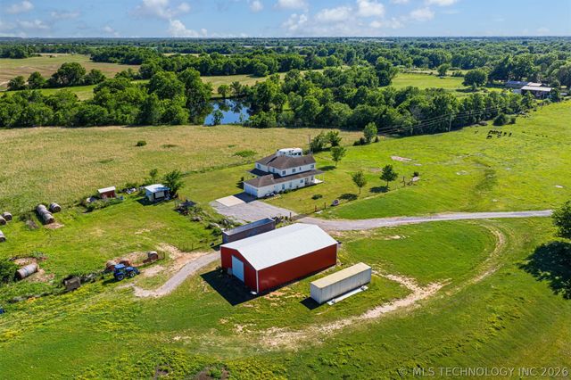 21347 S 397 East Avenue, Porter, OK 74454