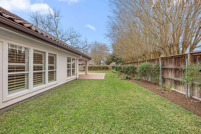 1220 Travis Street, Columbus, TX 78934