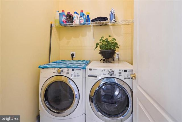 20366 FALLSWAY TER, Sterling, VA 20165