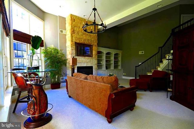 20366 FALLSWAY TER, Sterling, VA 20165