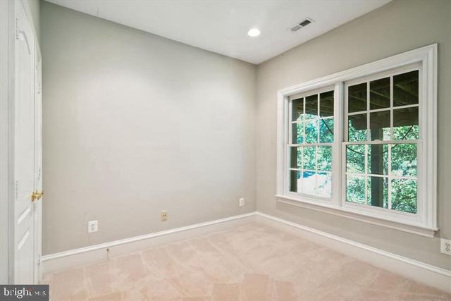 20366 FALLSWAY TER, Sterling, VA 20165