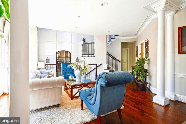 20366 FALLSWAY TER, Sterling, VA 20165