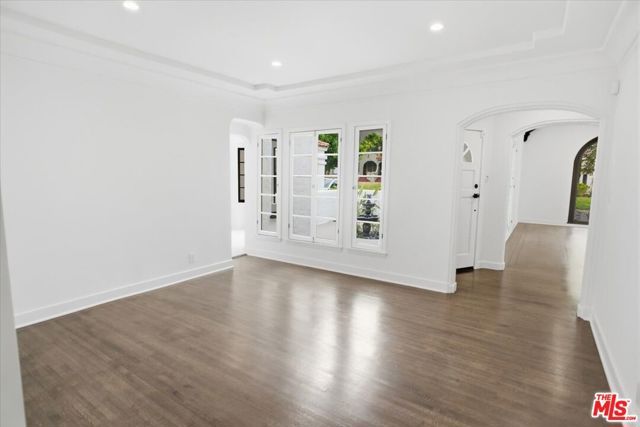 1153 Hi Point Street, Los Angeles, CA 90035