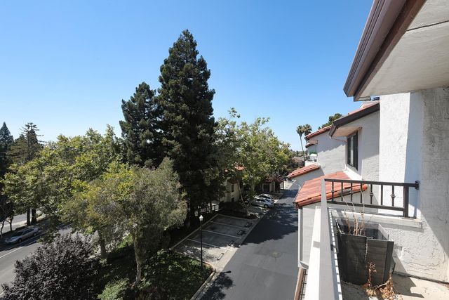 22135 Sevilla Road 47, Hayward, CA 94541