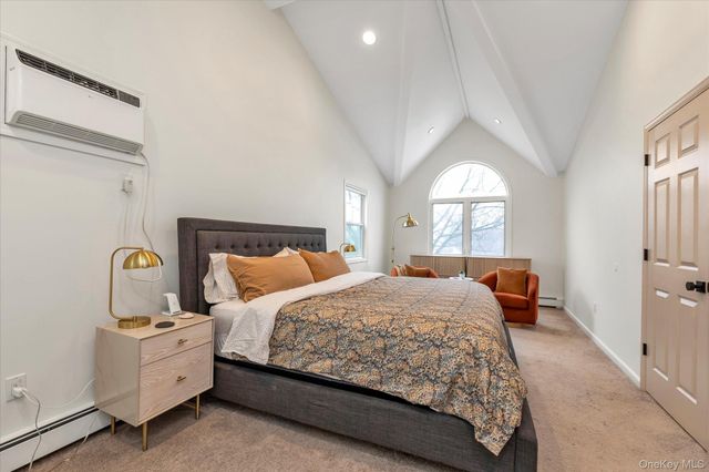 49 Downhill Lane, Wantagh, NY 11793