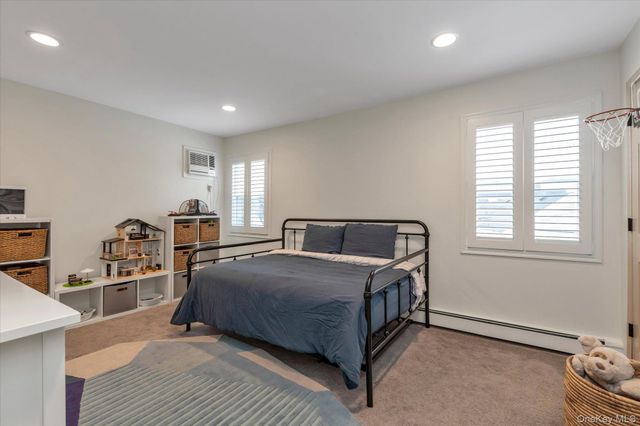 49 Downhill Lane, Wantagh, NY 11793