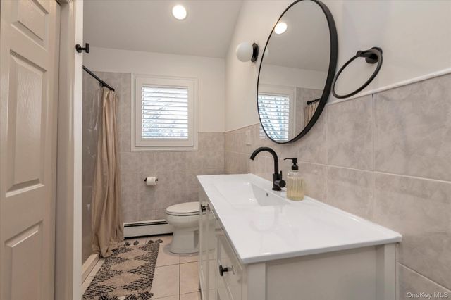 49 Downhill Lane, Wantagh, NY 11793