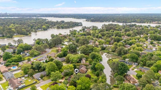3012 Golden Hind RD, Chesapeake, VA 23321