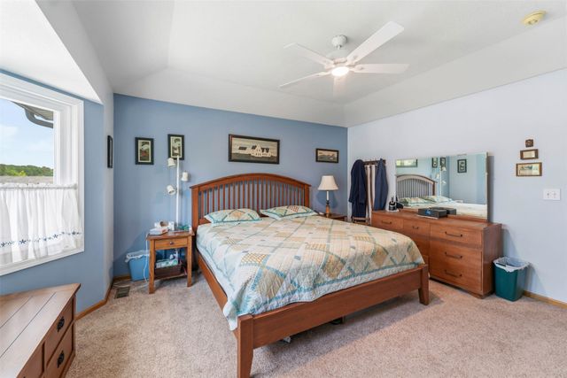 1010 SE 8th Street, Ankeny, IA 50021