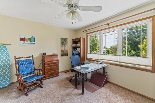 1010 SE 8th Street, Ankeny, IA 50021