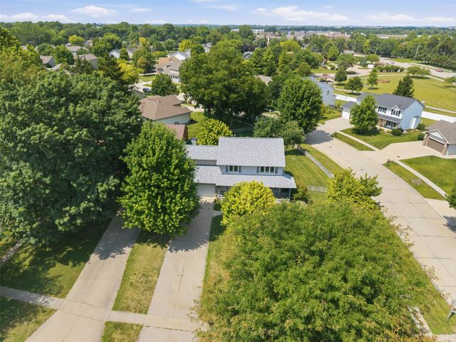1010 SE 8th Street, Ankeny, IA 50021