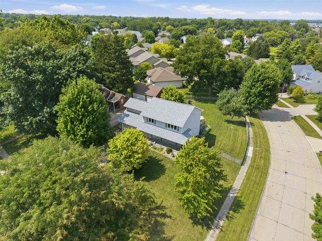 1010 SE 8th Street, Ankeny, IA 50021