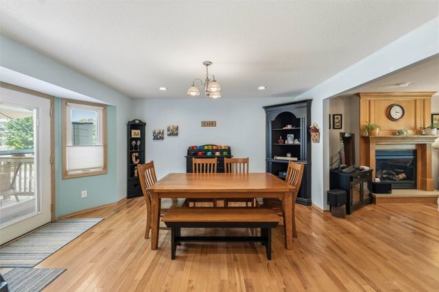 1010 SE 8th Street, Ankeny, IA 50021