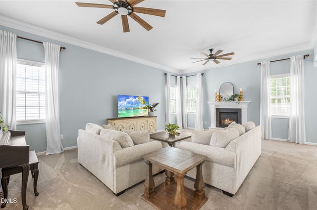 89 Chatsworth Lane, Clayton, NC 27527