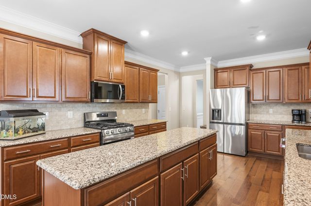 89 Chatsworth Lane, Clayton, NC 27527