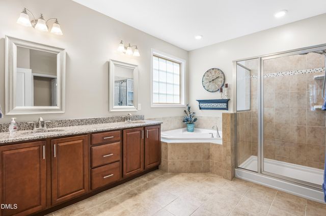 89 Chatsworth Lane, Clayton, NC 27527