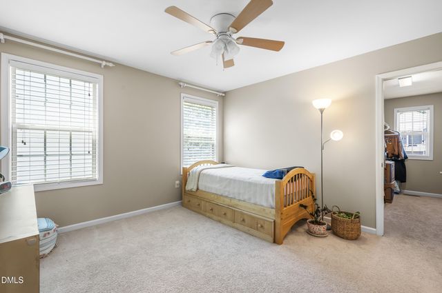 89 Chatsworth Lane, Clayton, NC 27527