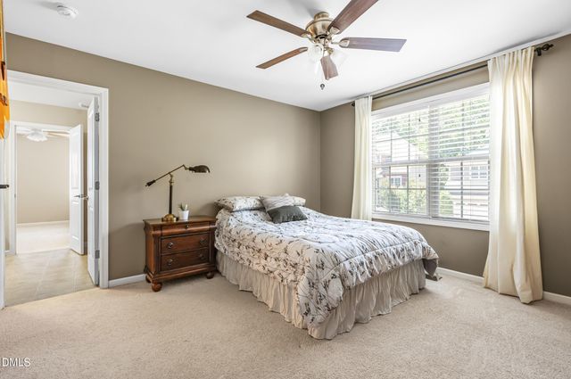 89 Chatsworth Lane, Clayton, NC 27527
