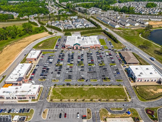 89 Chatsworth Lane, Clayton, NC 27527