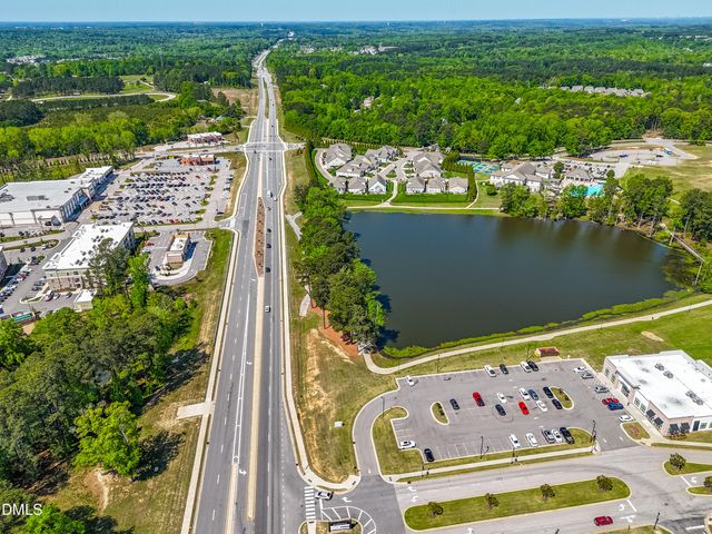 89 Chatsworth Lane, Clayton, NC 27527