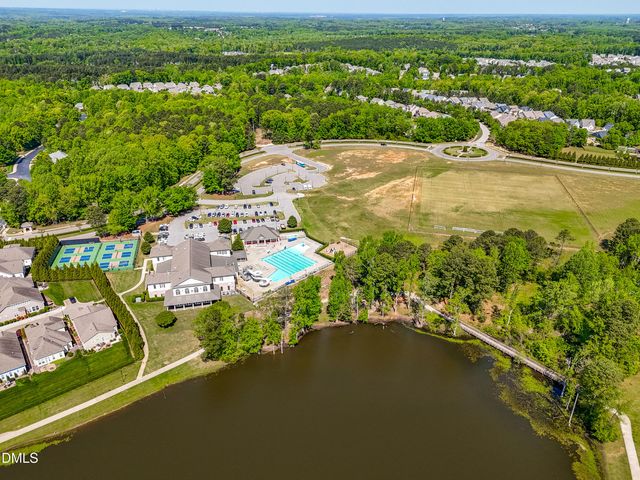 89 Chatsworth Lane, Clayton, NC 27527