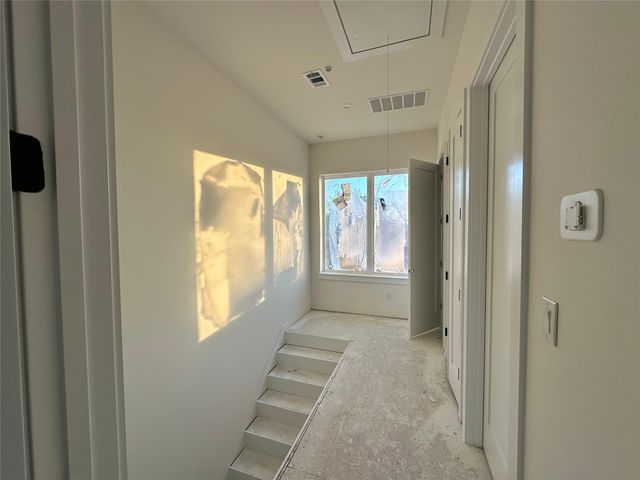 2247 Mail Avenue, Dallas, TX 75235