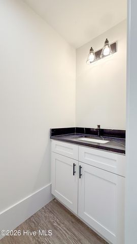 21 Little Creek Road, Castle Hayne, NC 28429