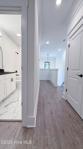 21 Little Creek Road, Castle Hayne, NC 28429