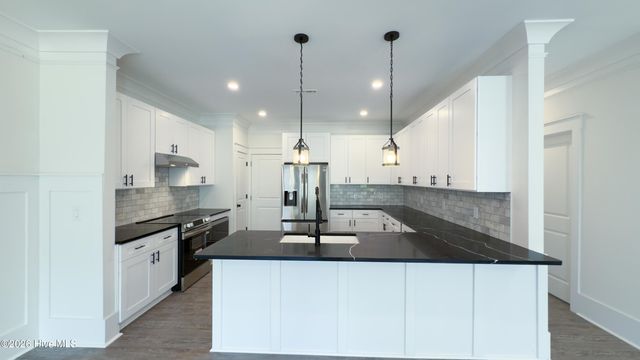 21 Little Creek Road, Castle Hayne, NC 28429