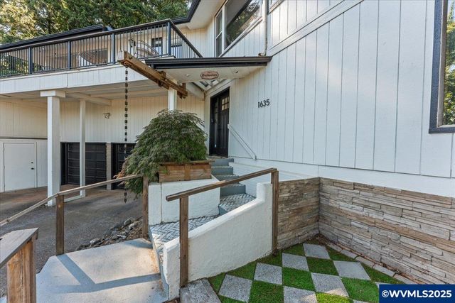 1635 George Ct NW, Salem, OR 97304