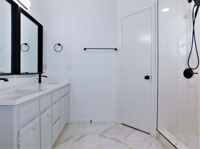 2105 Sonata Lane, Carrollton, TX 75007