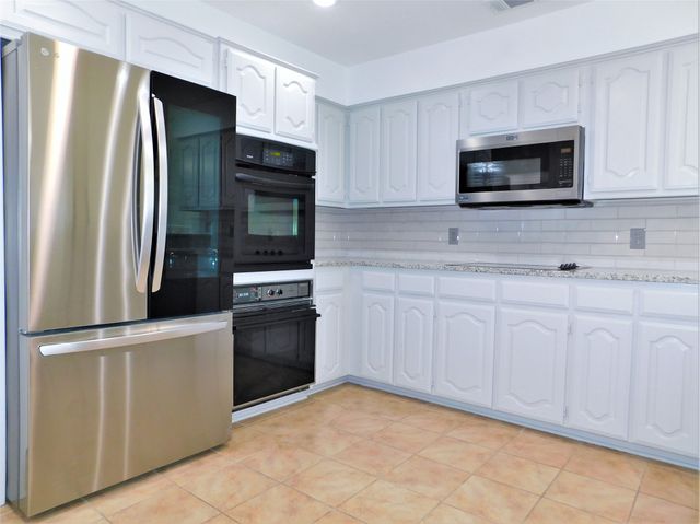 2105 Sonata Lane, Carrollton, TX 75007