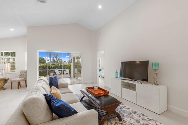 6153 Bay Isles Drive, Boynton Beach, FL 33437