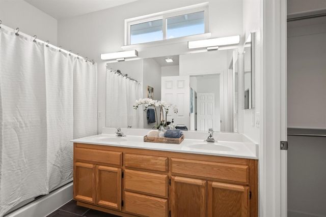 2604 Coldwater Ct, Rocklin, CA 95765