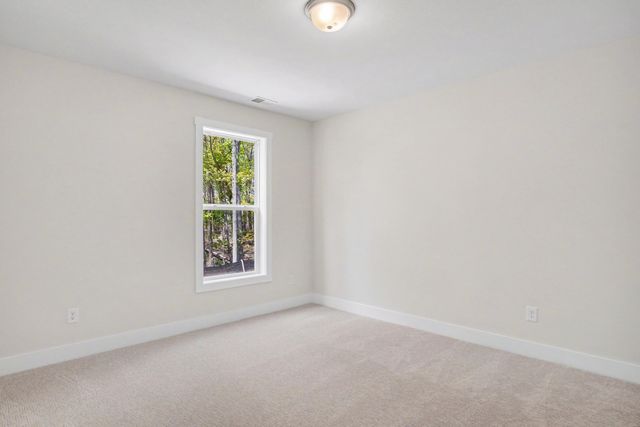 2843 W Cobblestone Court Se 18, City Of Kentwood, MI 49512