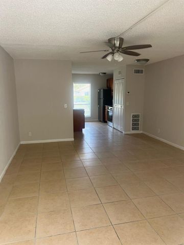 559 NE 48th Street 303, Boca Raton, FL 33431