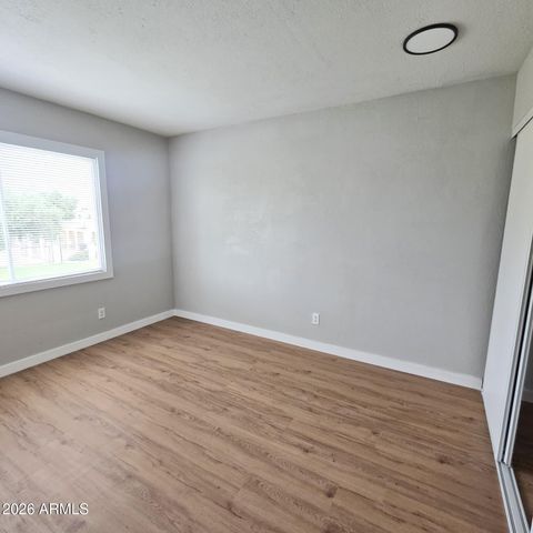 5725 N 44TH Lane, Glendale, AZ 85301
