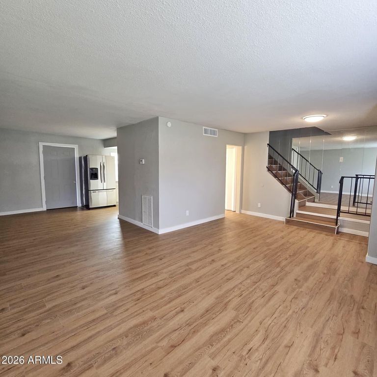 5725 N 44TH Lane, Glendale, AZ 85301 — photo 5