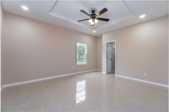404 Dewey Ave, Alice, TX 78332
