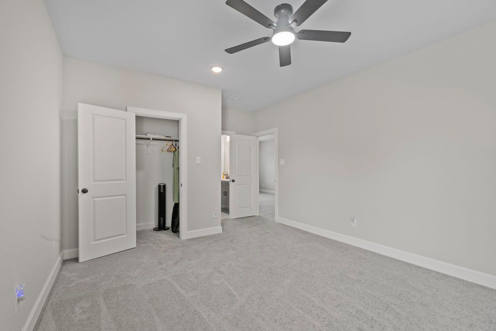 Image 41 of property listing at 1211 Morning Rose Drive, Missouri City, TX 77459