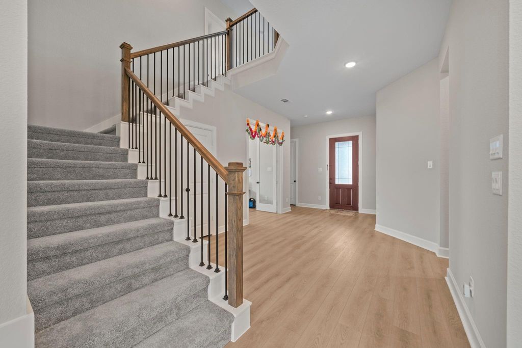 Image 48 of property listing at 1211 Morning Rose Drive, Missouri City, TX 77459