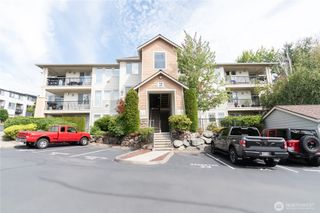 15026 40th Avenue W #2-401, Lynnwood, WA 98087
