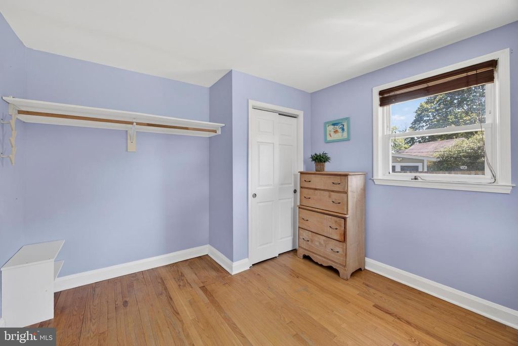 Image 31 of property listing at 18 S BEAUMONT AVE, Catonsville, MD 21228