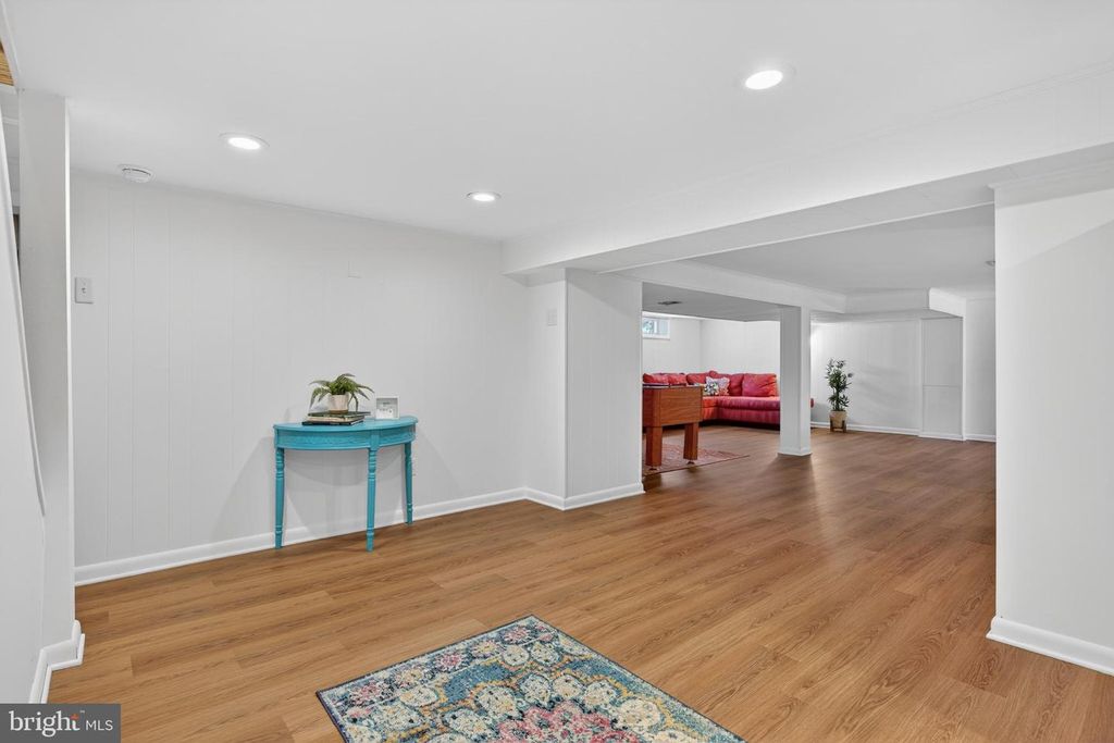 Image 50 of property listing at 18 S BEAUMONT AVE, Catonsville, MD 21228