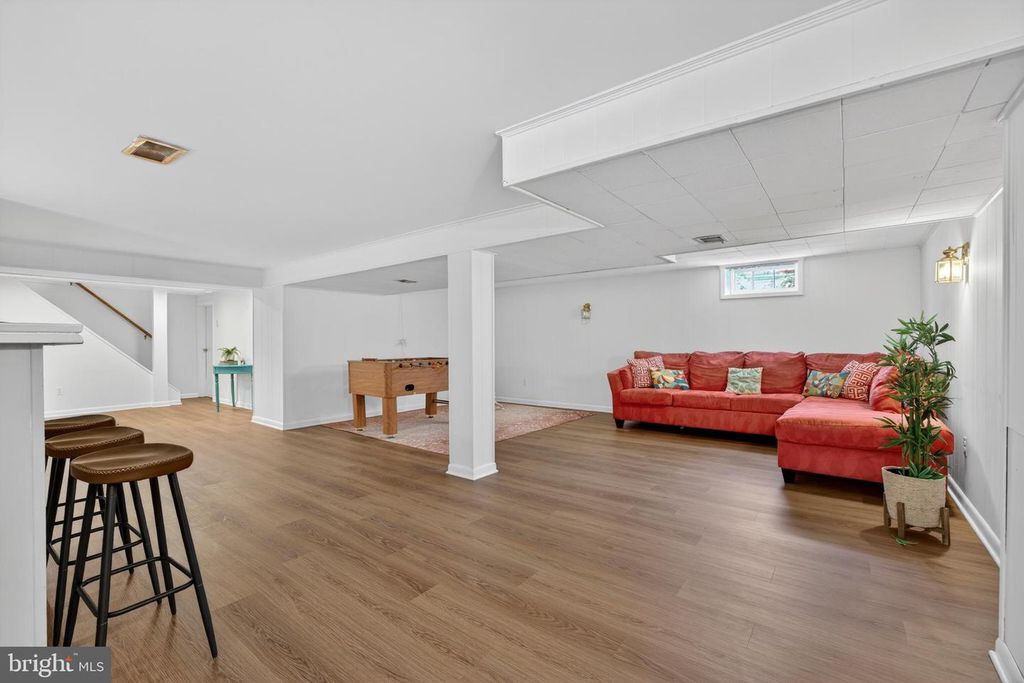 Image 53 of property listing at 18 S BEAUMONT AVE, Catonsville, MD 21228