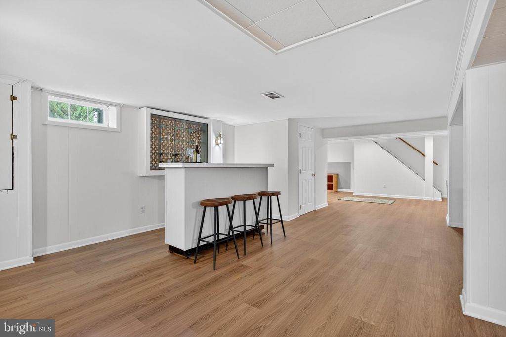 Image 54 of property listing at 18 S BEAUMONT AVE, Catonsville, MD 21228